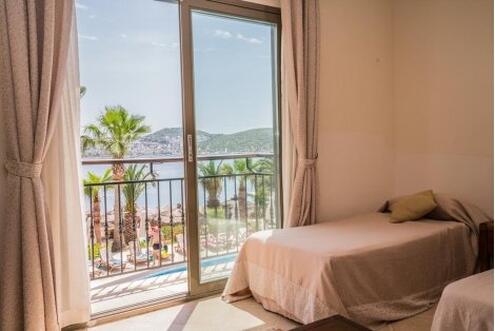 БОДРУМ 2020, хотел HOTEL NO61 (EX. COSTA 3S BEACH HOTEL) : Автобусен транспорт + 7 нощувки на база ALL INCLUSIVE, за 475 лв. на човек!