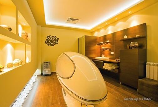 УИКЕНД в ХИСАРЯ, САНА СПА ХОТЕЛ 4*: Нощувка със закуска + WELLNESS пакет на цена от 97 лв. за ДВАМА + ДЕТЕ до 11.99 г. БЕЗПЛАТНО!