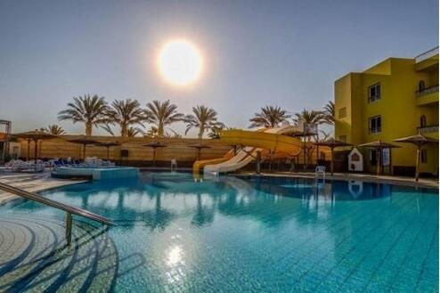 Перлите на Египет в хотел Palm Beach 4*! Чартърен Полет с трансфери + 1 нощувка със закуска и вечеря в Кайро + Екскурзия до Пирамидите + 6 нощувки на база ALL INCLUSIVE на цени от 1227 лв. на ЧОВЕК!