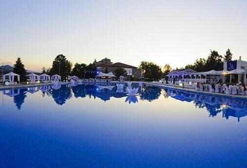 НЕДЕЛЯ в RIU PRAVETS RESORT 4*: Нощувка със закуска и ВЕЧЕРЯ + Голф пакет за начинаещи от 169 лв. за ДВАМА (84.50 лв./ден/човек) + Безплатно настаняване на деца до 10 години + Wellness пакет!