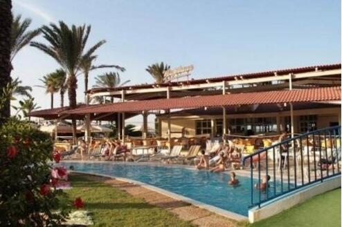2021 г. в ТУНИС! 7 нощувки на база ALL INCLUSIVE в хотел Riadh Palms 4*+ Чартърен Полет за 943 лв