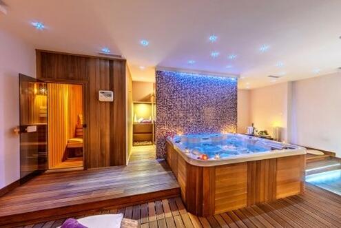 СПА Нова Година в САНА СПА ХОТЕЛ 4*, ХИСАРЯ: нощувка със Закуска + WELLNESS пакет на цена от 121 лв. за Двама + Дете до 12 г. Безплатно!