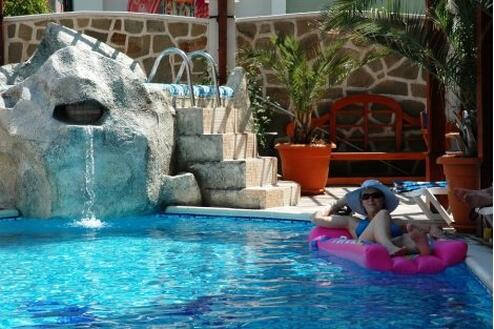 ШОК ЦЕНА за Промо ЛЯТО в Приморско, Хотел Свети Стефан: Нощувка на база All Inclusive на цени от 38.99 лв. на ЧОВЕК + БАСЕЙН, Чадър и Шезлонг