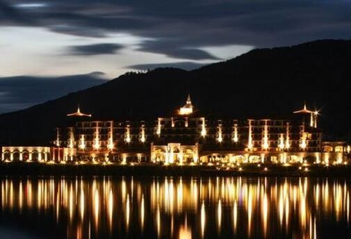 ДЕЛНИК в RIU PRAVETS RESORT 4*: Нощувка със закуска и ВЕЧЕРЯ + Специални комплименти за всеки гост на цена от 169 лв. за ДВАМА +  ДЕТЕ до 9.99 г. БЕЗПЛАТНО + Wellness пакет!