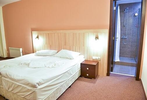 Хотел Каза Карина 4*, БАНСКО: 1 Нощувка в Студио на база All Inclusive + СПА и басейн за 54.50 лв. на Човек