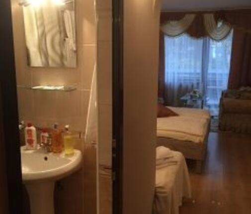 НОВА ГОДИНА в БОРОВЕЦ, хотел МУРА 3*! 3 Нощувки със 3 закуски + 2 Вечери + 1 ПРАЗНИЧНА Вечеря на цена от 499 лв. на Човек