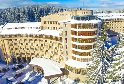 Коледа в хотел Орфей 4*, Пампорово! Пакет от 3 нощувки със Закуски и Вечери, вкл. Празнична Коледна трапеза и Богата Програма + Басейн, СПА и Анимация за 264 лв.