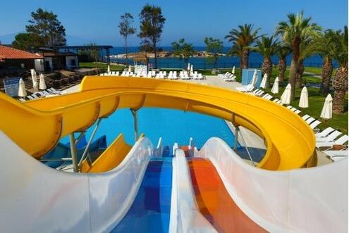 Кушадасъ в хотел LE BLEU HOTEL & RESORT 5*! Автобусен ТРАНСПОРТ + 7 нощувки на база ULTRA ALL INCLUSIVE на цени от 498 лв. на ЧОВЕК!