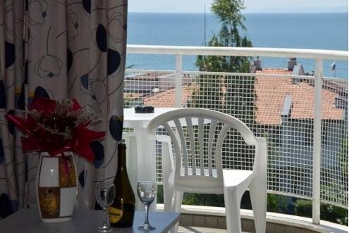 НА МОРЕ в Свети ВЛАС, хотел Синева Парк на брега 4: Нощувка на база All Inclusive за 47 лв. на Човек + БАСЕЙН