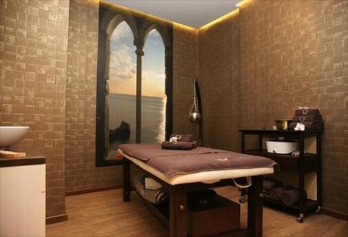 ПЕТЗВЕЗДНО ЛЯТО 2020 в LONG BEACH RESORT & SPA 5*, Шкорпиловци! Нощувка в Апартамент за 143 лв. + Чадъри и Шезлонги на Басейна! БЕЗПЛАТНО НАСТАНЯВАНЕ НА 2 ДЕЦА до 12,99 г.