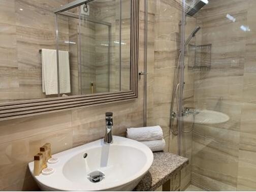 ЛУКС в ЗЛАТНИ ПЯСЪЦИ, Хотел ARGISHT PARTEZ 4*, на 150 метра от плажа: Нощувка на база All Inclusive за 80 лв. + Анимация + Дете до 11.99 год. БЕЗПЛАТНО