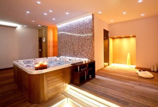 УИКЕНД в ХИСАРЯ, САНА СПА ХОТЕЛ 4*: Нощувка със закуска + WELLNESS пакет на цена от 97 лв. за ДВАМА + ДЕТЕ до 11.99 г. БЕЗПЛАТНО!