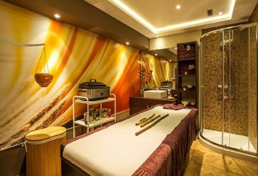 СПА почивка в ПАНАГЮРИЩЕ, СПА ХОТЕЛ КАМЕНГРАД 4*: Нощувка със закускa  за 94 лв или Нощувка със закускa + Вечеря + SPA Inclusive пакет на цена от 128 лв. за Двама + Дете до 5.99 г.