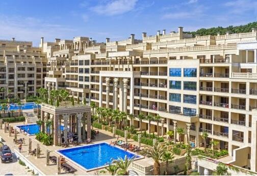 ЛУКС в ЗЛАТНИ ПЯСЪЦИ, Хотел ARGISHT PARTEZ 4*, на 150 метра от плажа: Нощувка на база All Inclusive за 80 лв. + Анимация + Дете до 11.99 год. БЕЗПЛАТНО