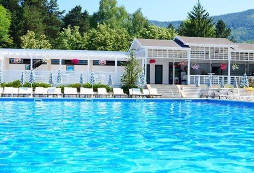 ДЕЛНИК в RIU PRAVETS RESORT 4*: Нощувка със закуска и ВЕЧЕРЯ + Специални комплименти за всеки гост на цена от 169 лв. за ДВАМА +  ДЕТЕ до 9.99 г. БЕЗПЛАТНО + Wellness пакет!