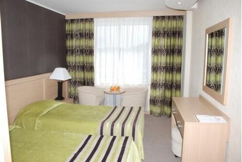 Нова година в ПАМПОРОВО, Grand Hotel Murgavets 4*: 3 нощувки със закуски + Новогодишна Празнична Вечеря и Брънч на 01.01 за 430 лв. на ЧОВЕК + БАСЕЙН и СПА + Деца до 6 год. БЕЗПЛАТНО