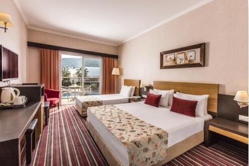 Лято 2020, Кушадасъ, хотел AQUA FANTASY HOTEL & SPA 5*! Транспорт + 7 нощувки на база ALL INCLUSIVE + на цени от 799 лв. на ЧОВЕК + Аквапарк за децата!