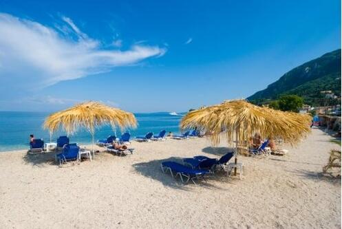 Почивка на остров Корфу със САМОЛЕТ! 7 нощувки със Закуски и ВЕЧЕРИ в Potamaki Beach 3* за 879 лв.