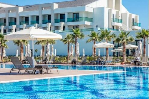 НОВА ГОДИНА в КУШАДАСЪ! 4 нощувки на база Ultra All inclusive в хотел KORUMAR EPHESUS BEACH & SPA RESORT 5* + ГАЛА ВЕЧЕРЯ + БАСЕЙН и СПА за 485 лв. на Човек +  възможност за Автобусен транспорт