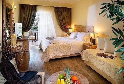 ВЕЛИКДЕН в ГЪРЦИЯ, ХАЛКИДИКИ, PORTES BEACH 4*: 3 нощувки със закуски + 3 ВЕЧЕРИ + Празничен ВЕЛИКДЕНСКИ ОБЯД с жива музика само за 399 лв. на Човек!