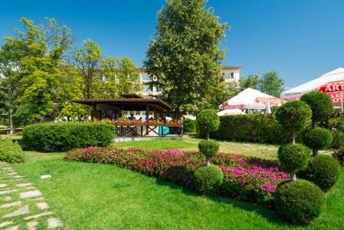 БАЛНЕОЛЕЧЕНИЕ в ''Sevtopolis Balneo & SPA'', Павел Баня! 5 нощувки със Закуски и Вечери + БЕЗПЛАТЕН лекарски преглед + 16 лечебни процедури + МИНЕРАЛЕН басейн + СПА за 660 лв. на Човек