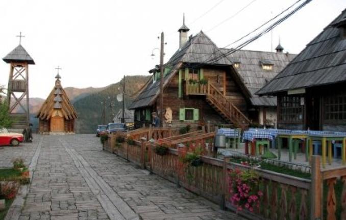 Екскурзия в МОКРА ГОРА - Сърбия: 2 нощувки със закуска в хотел 3*+ ТРАНСПОРТ + Посещение на Върнячка баня, манастира "Жича
