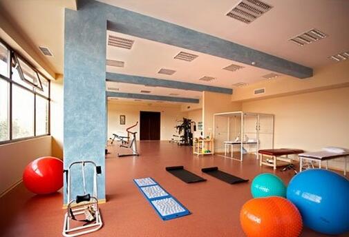 БАЛНЕОЛЕЧЕНИЕ в ''Sevtopolis Balneo & SPA'', Павел Баня! 5 нощувки със Закуски и Вечери + БЕЗПЛАТЕН лекарски преглед + 16 лечебни процедури + МИНЕРАЛЕН басейн + СПА за 660 лв. на Човек