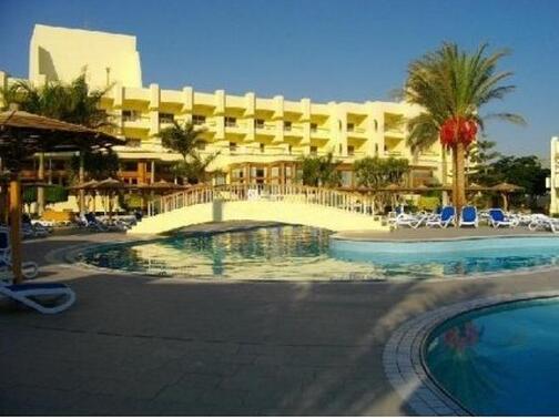 Перлите на Египет в хотел Palm Beach 4*! Чартърен Полет с трансфери + 1 нощувка със закуска и вечеря в Кайро + Екскурзия до Пирамидите + 6 нощувки на база ALL INCLUSIVE на цени от 1227 лв. на ЧОВЕК!