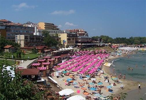 ХИТ ОФЕРТА! СОЗОПОЛ, HOTEL VIAMAR BEACH, на първа линия: Нощувка на цени от 20 лв. на ЧОВЕК