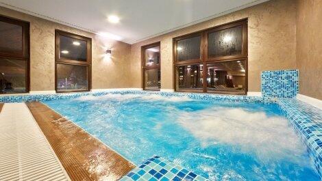 5-звезден СПА-РАЙ във ВЕЛИНГРАД, Гранд хотел Велинград 5*: Нощувка със Закуска и Вечеря за 79 лв. +  ДЕЦА до 12 год. БЕЗПЛАТНО + Вътрешни Минерални басейни, СПА пакет и Детски кът