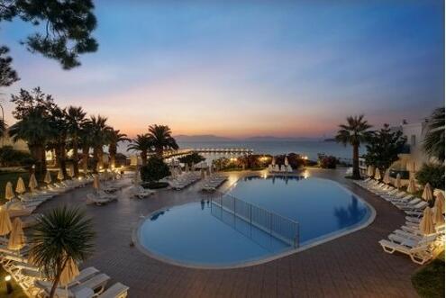 Кушадасъ в хотел LE BLEU HOTEL & RESORT 5*! Автобусен ТРАНСПОРТ + 7 нощувки на база ULTRA ALL INCLUSIVE на цени от 498 лв. на ЧОВЕК!