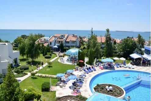 НА МОРЕ в Свети ВЛАС, хотел Синева Парк на брега 4: Нощувка на база All Inclusive за 47 лв. на Човек + БАСЕЙН