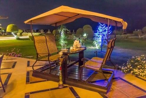 ПЕРЛИТЕ на Египет 2021 г.! Чартърен Полет + 1 нощувка в КАЙРО в хотел Мövenpick Hotel & Сasino Сairo – Мedia City 5* + 6 нощувки ALL INCLUSIVE в Samra Bay Resort 4* Premium + Екскурзия до Кайро и Пирамидите с включен обяд и входна такса за 1000 лв.