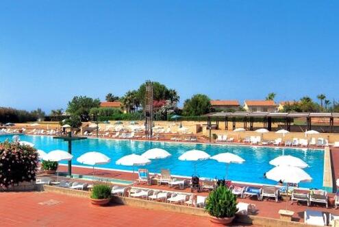 Athena Resort 4*